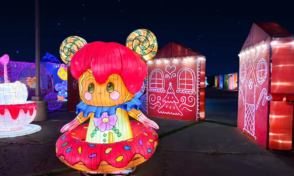 Gingerbread House & CandyLand